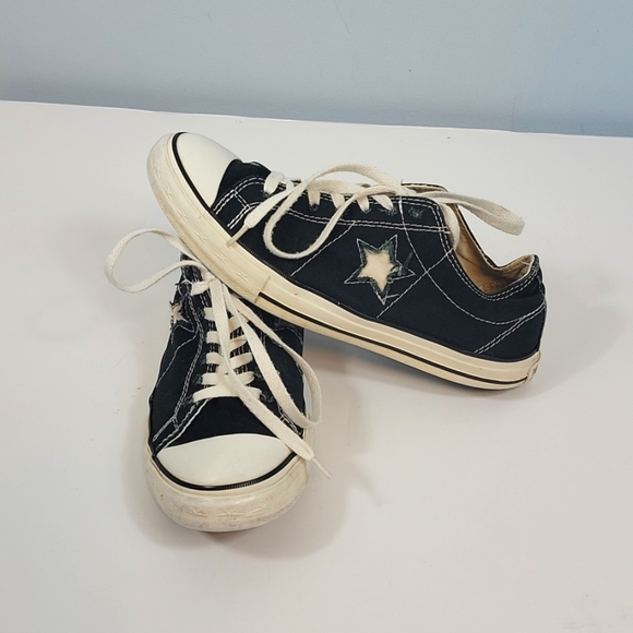 Converse One Star Chuck Taylor Low Sneakers Size 8.5